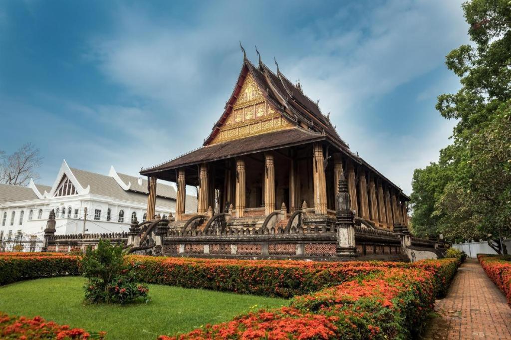 Sky City Hotel Vientiane Extérieur photo