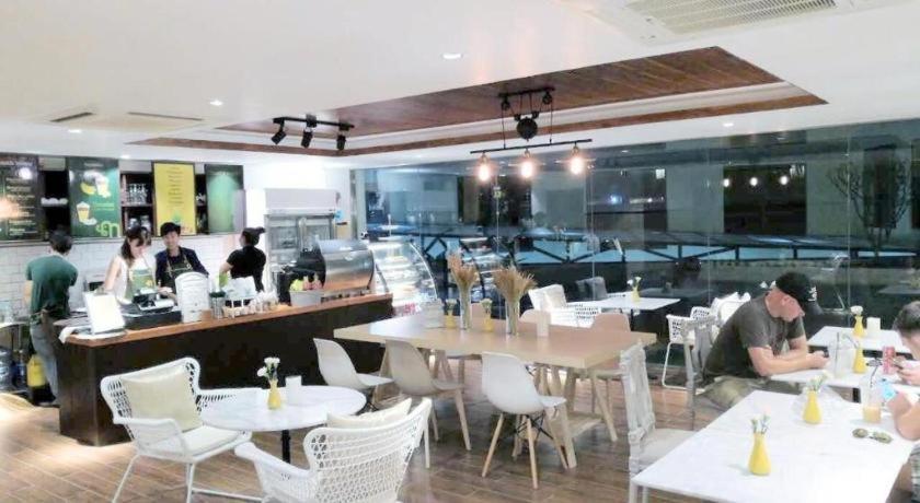 Sky City Hotel Vientiane Extérieur photo
