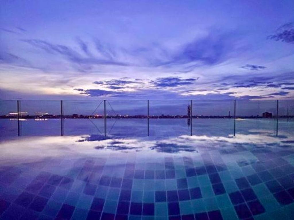 Sky City Hotel Vientiane Extérieur photo